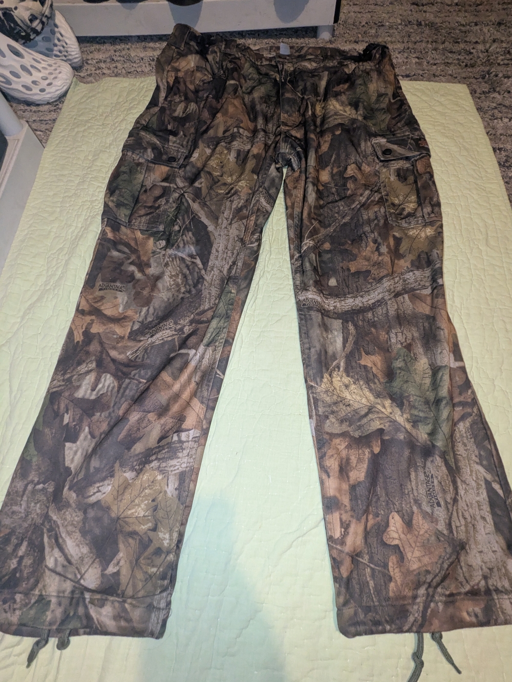 Men's Camouflage Cargo Pants - Brown/Green Camo